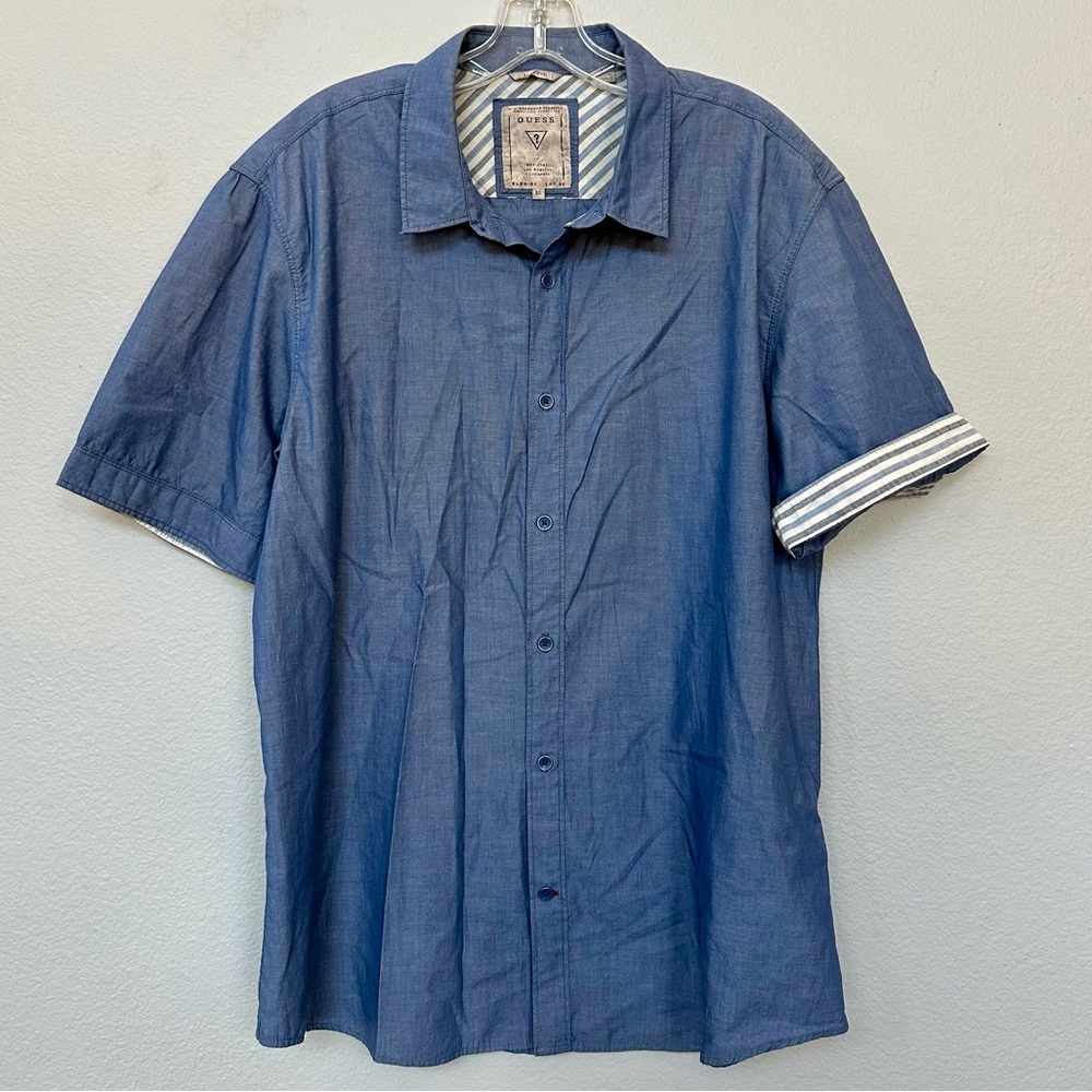 Guess Men’s Button Down Short Sleeve Shirt